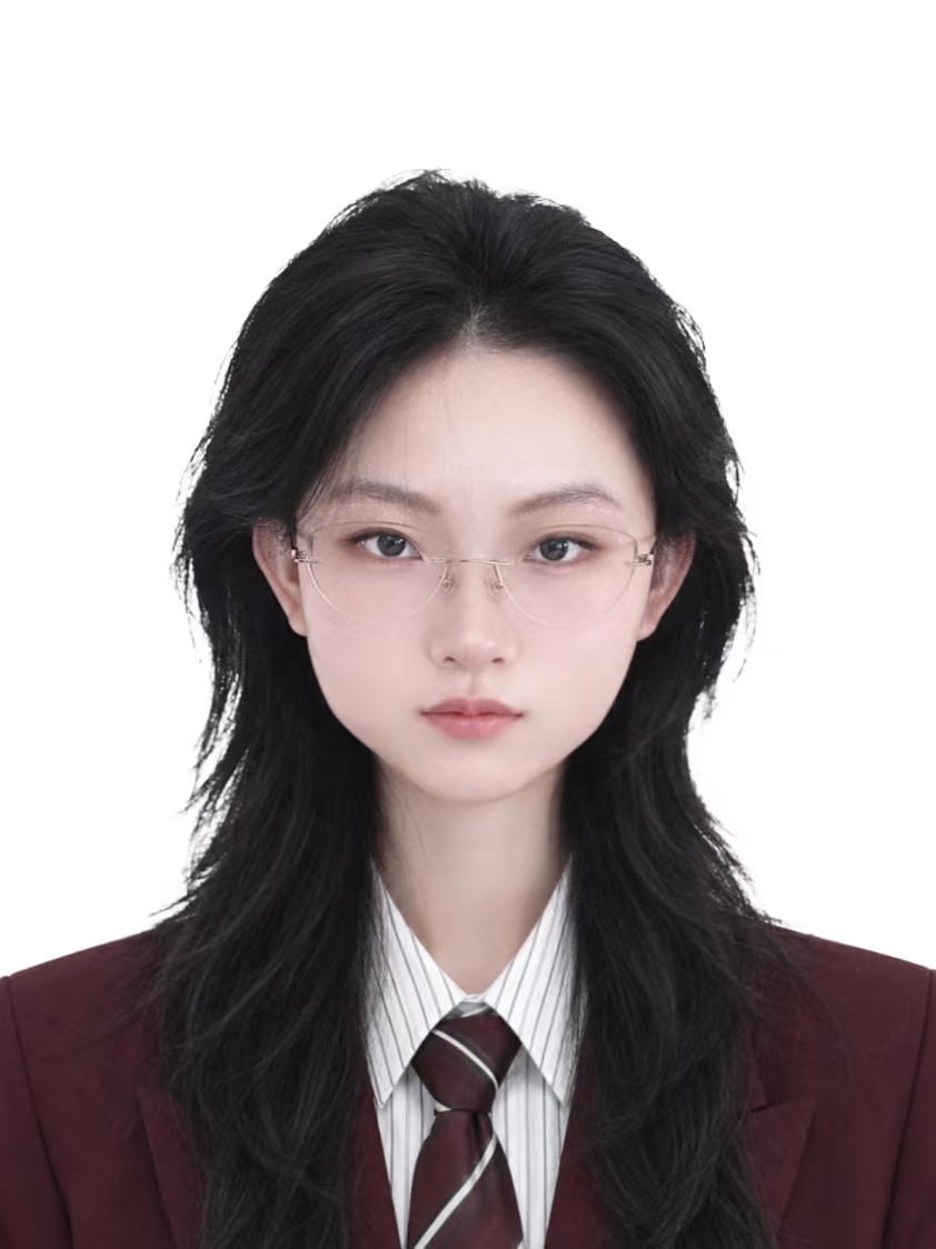 明胜兰证件照