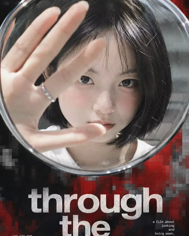 电影海报 · Through the Lens